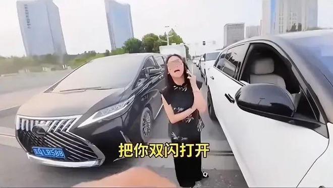 后续：女司机气到流产公布完整行车记录仪k8凯发国际入口河北女司机与骑手冲突(图6)